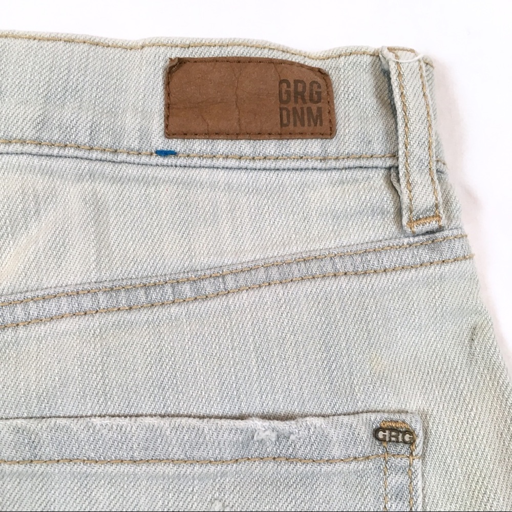 GARAGE Retro High Waist Cutoffs - Picture 6 of 6